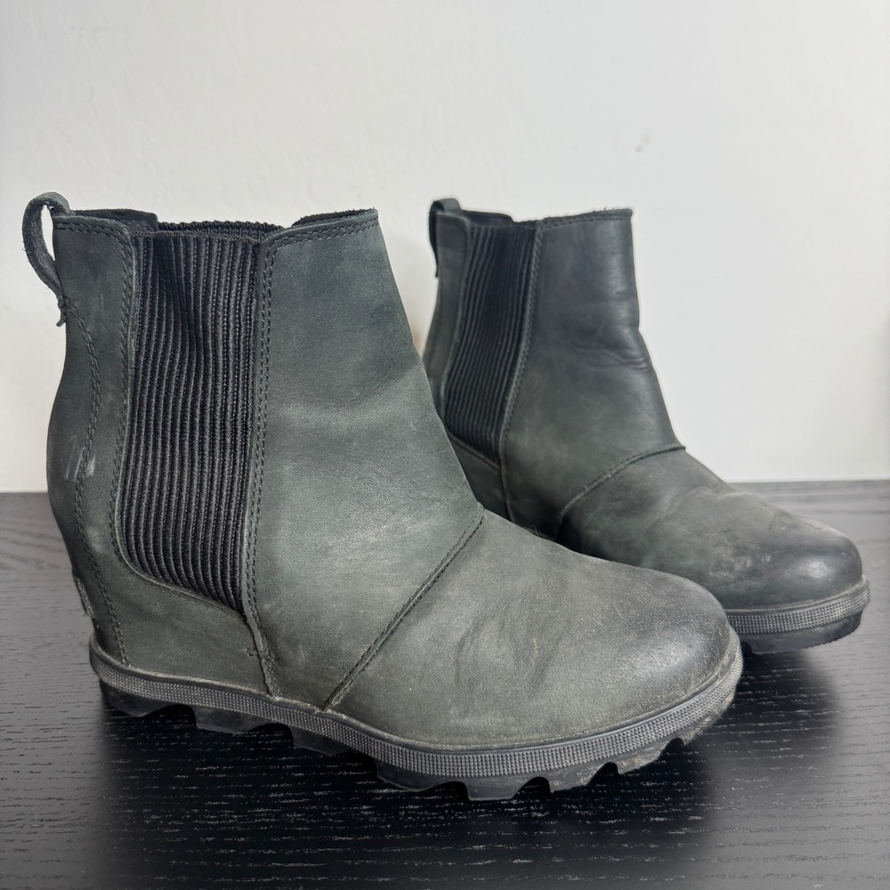 Sorel Arctic Wedge II Chelsea Black Leather Waterproof Boot NL3022-010 Women 7.5